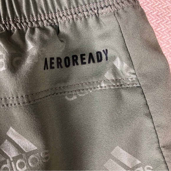 Adidas Womens Aeroready Green Allover Logo Athletic Shorts Size L - Picture 10 of 11